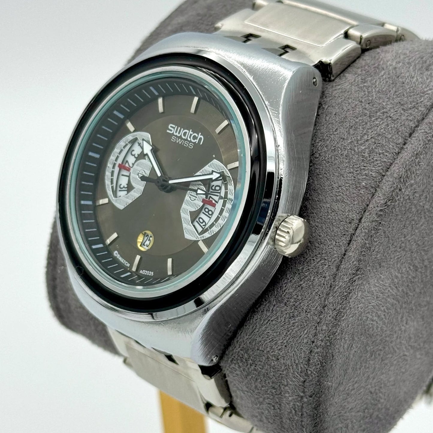 Swatch Modern Classic BLACK – Acier & Minimalisme