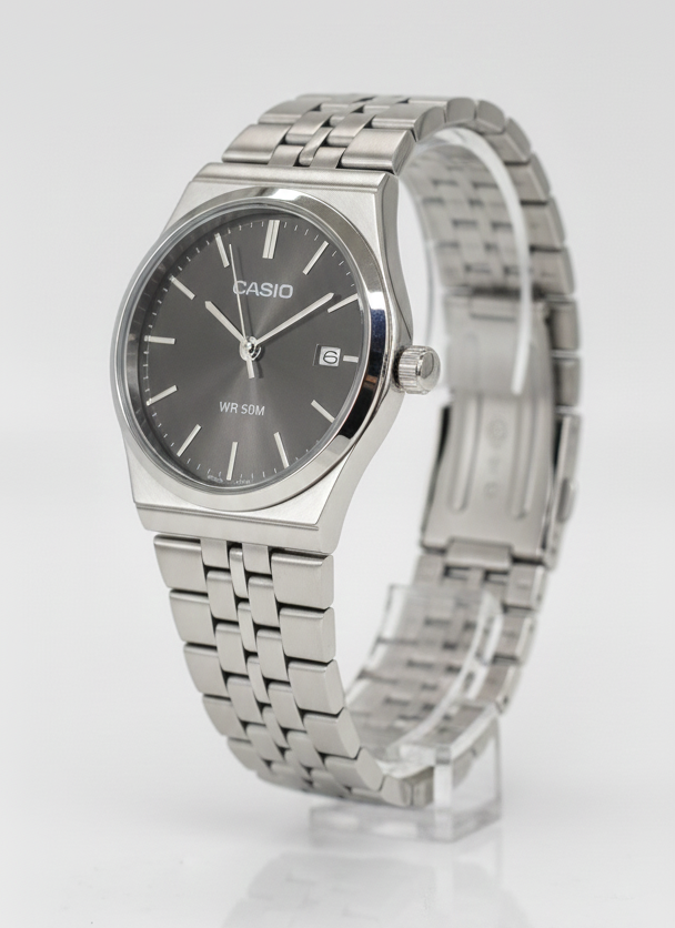 Montre Homme Casio Classique – Cadran Noir Élégant